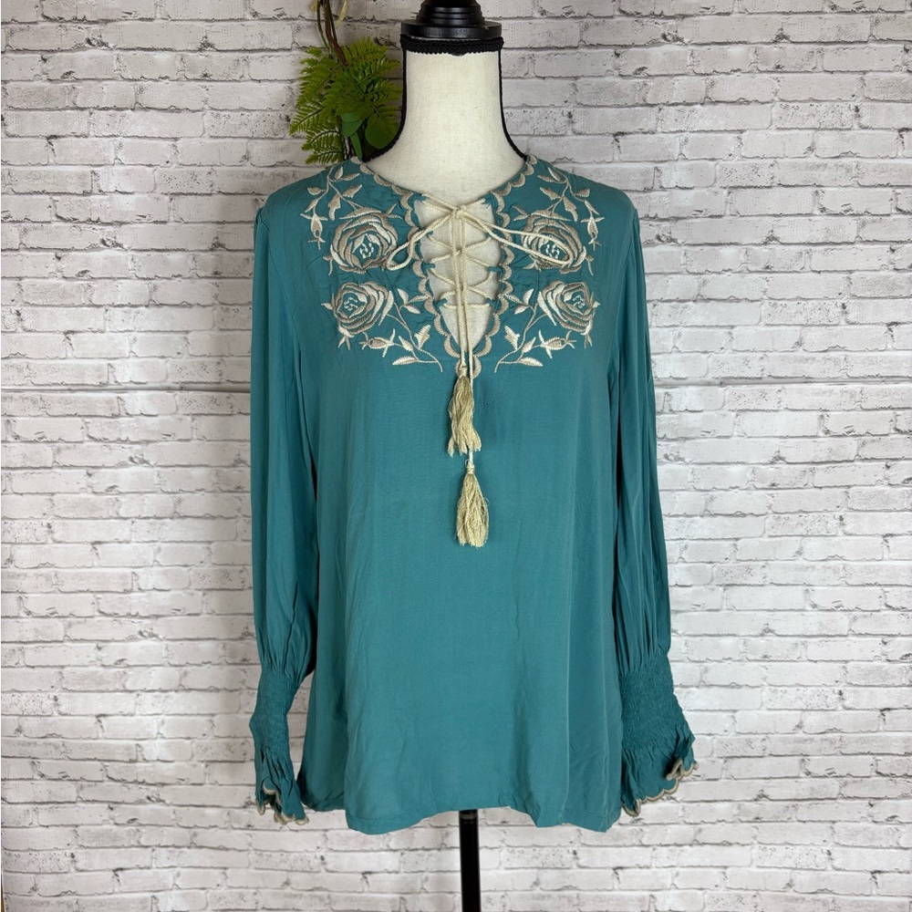 Double D Ranch Teal Turquoise Embroidered Floral Lace Up Blouse